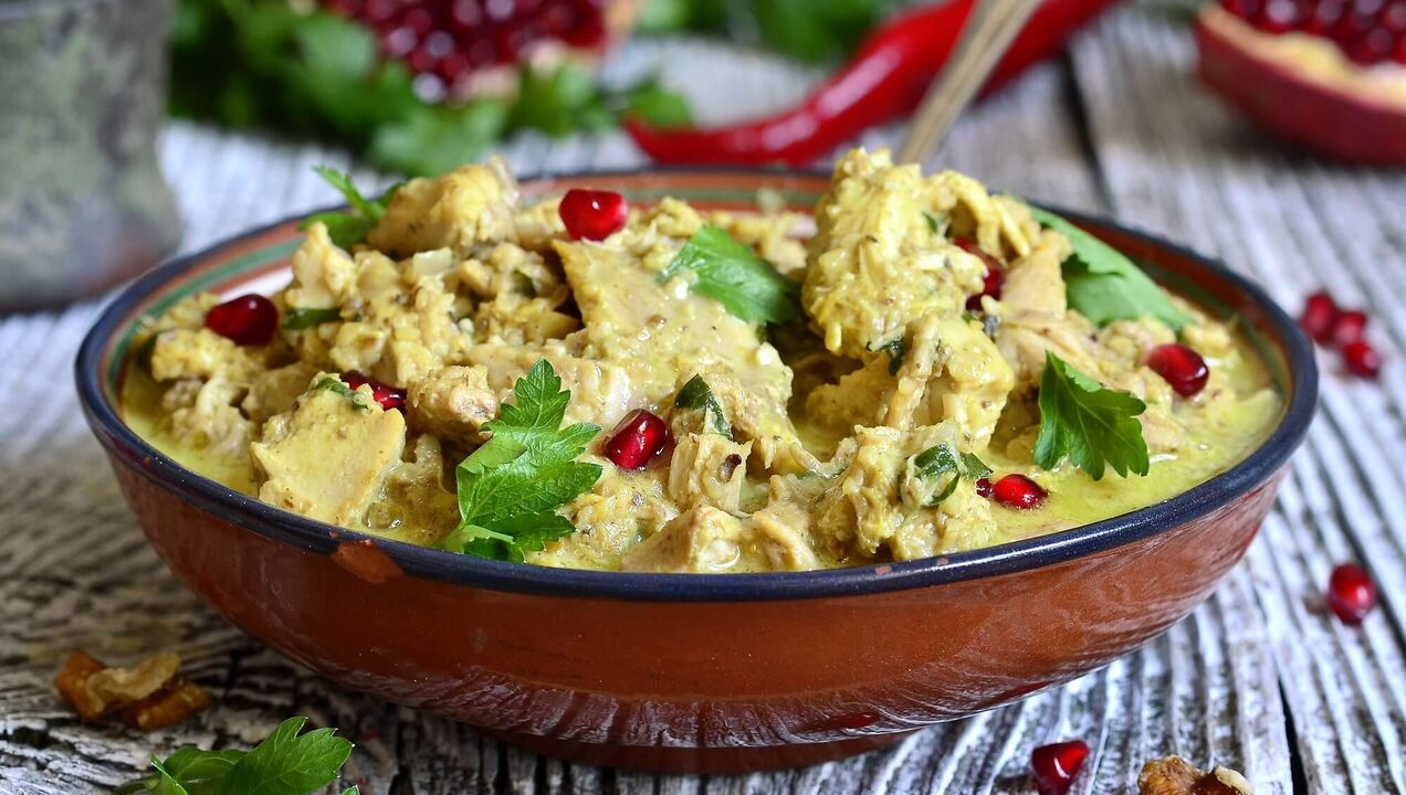 Ensalada de nueces con granada para potencia