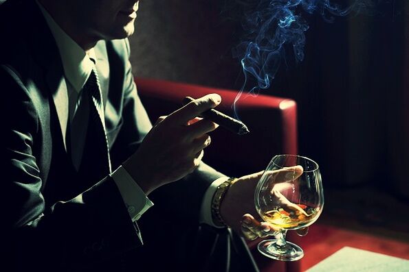 El tabaquismo y el alcohol como factores negativos para la potencia.